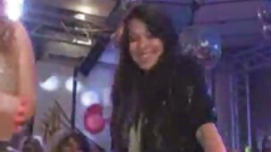 Sexe gratuit sex arabe romantique et passionné de jeunes mariés aimants