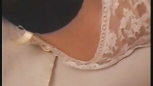 La mignonne a divorcé de son amant pour film gratuit sexe le sexe et l'a rendue Cooney