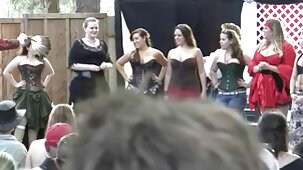 Superbe trio de baise anale passé sur le films sexe amateur canapé