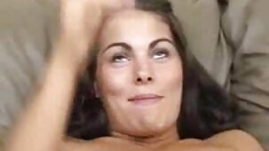 Nimble a conduit directement dans un taxi baise une nana sexe gratuit amateur streaming pour beaucoup d'argent