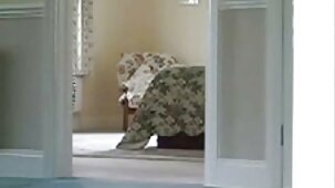 Sexe merveilleux dans une auberge avec deux filles vidéos sexy gratuites et un mec