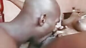 Les jeunes filles film gratuit sexy ont des relations sexuelles difficiles avec un bel amant